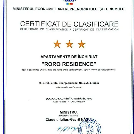 Roro - 2 Intr-o Guest house